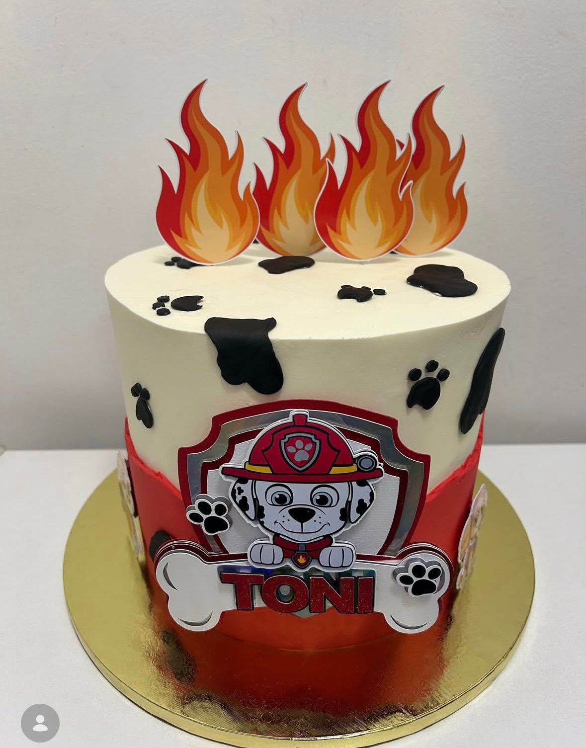 Personalizirani set topera za tortu s imenom i brojem – Paw Patrol Marshall (3D)