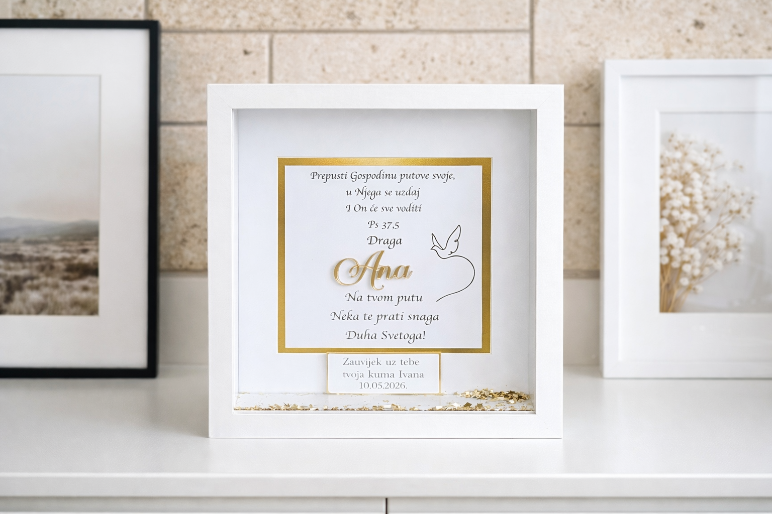 Personalizirani Shadow Box Okvir – Poklon za Posebne Trenutke